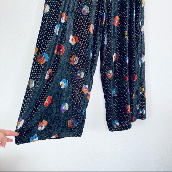 COPY - Anthropologie Eva Franco Velvet Metallic Pasquette Floral Wide Leg Pants… - Picture 5 of 14